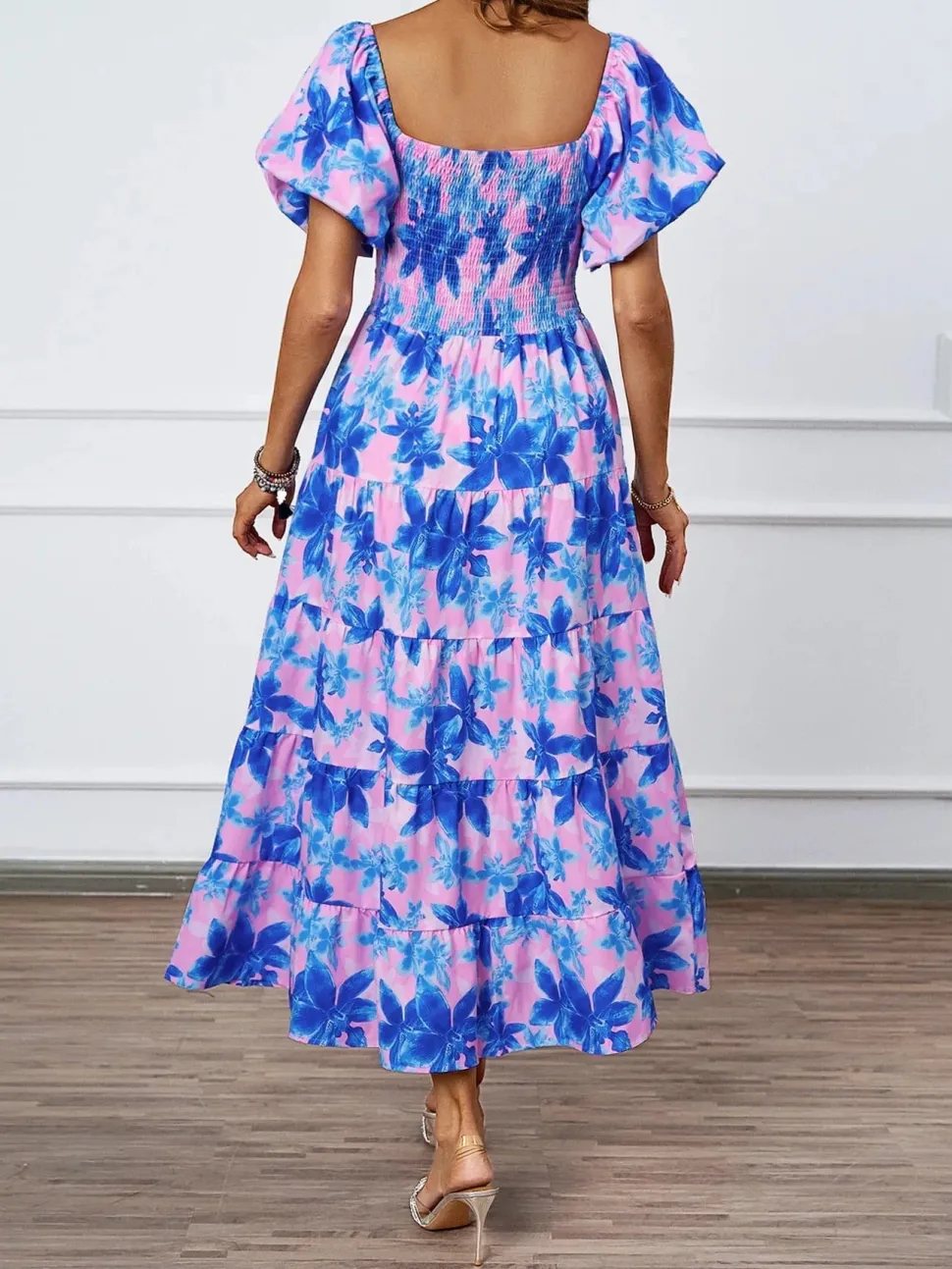 Robe été florale épaules dénudées midi