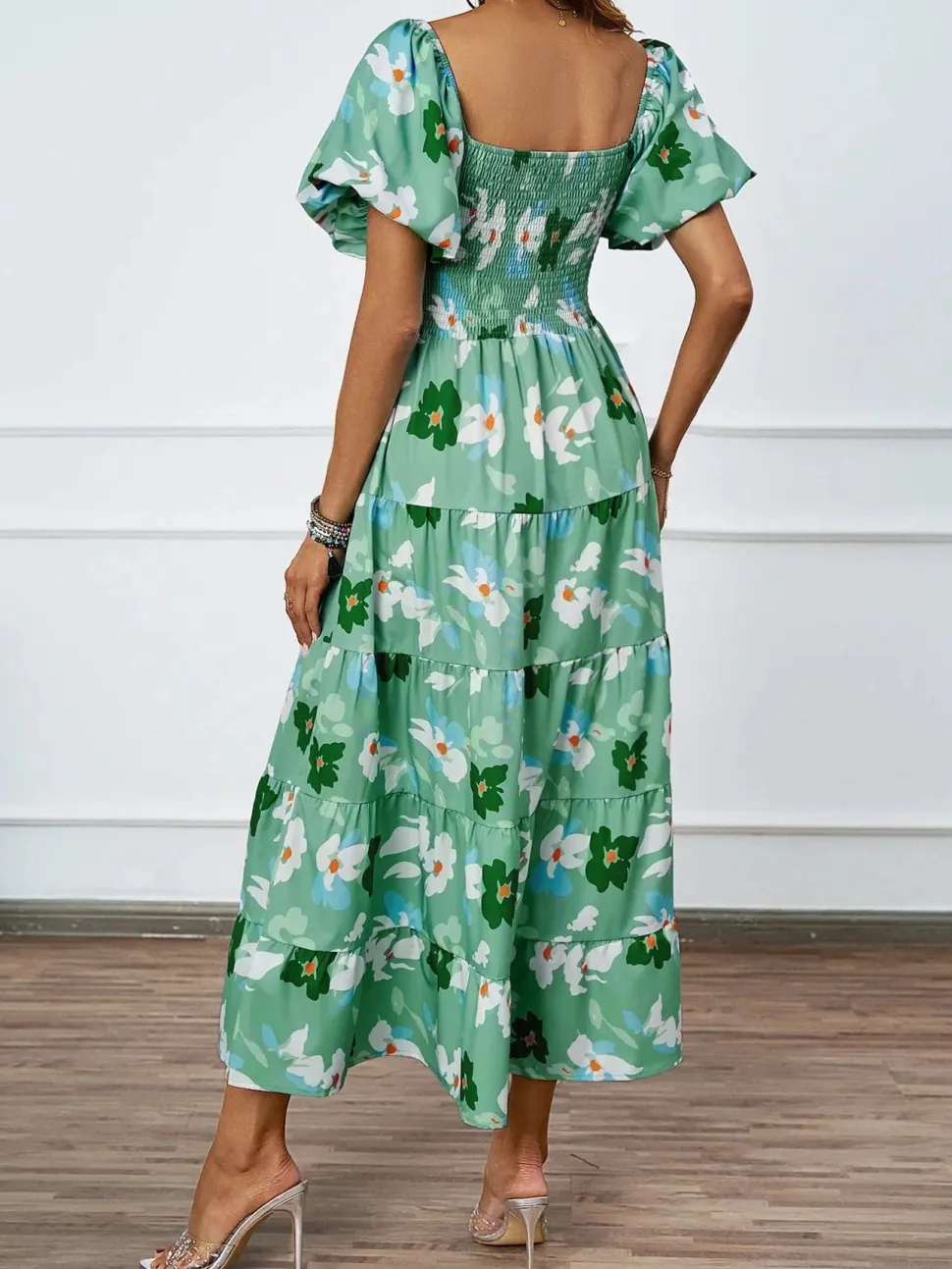 Robe été florale épaules dénudées midi