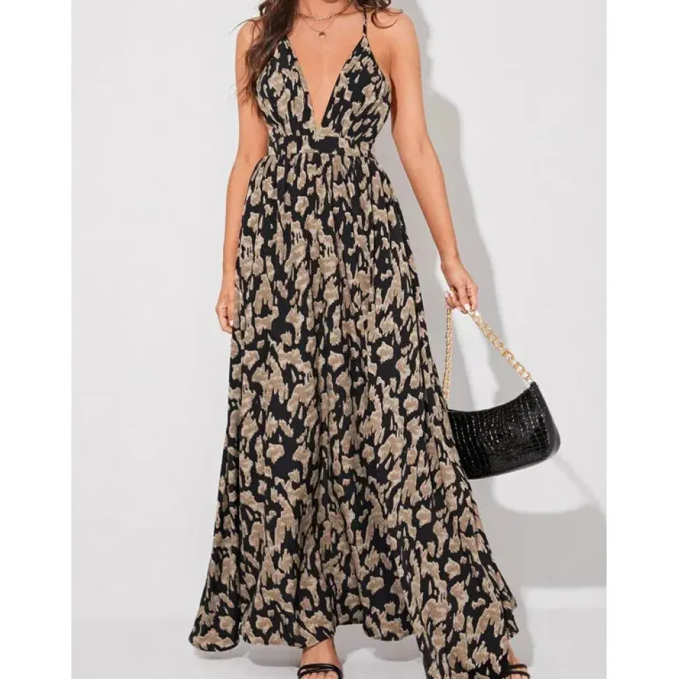 Robe été fluide longue à bretelles fines et décolleté profond
