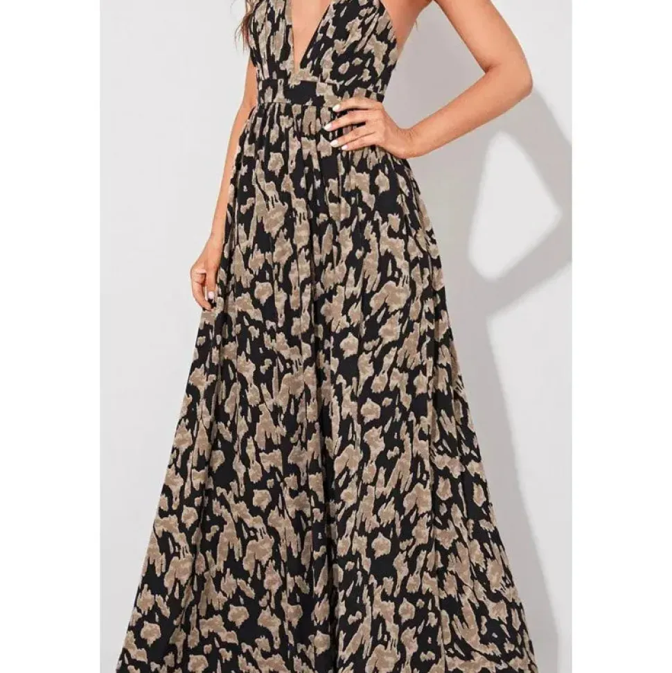 Robe été fluide longue à bretelles fines et décolleté profond