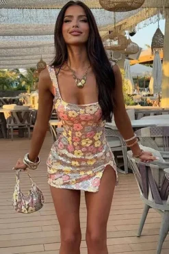 Robe été sequin courte fleurie