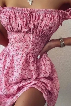 Robe été sexy rose motif fleuris
