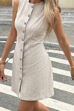 Robe été trapèze courte boutonnée