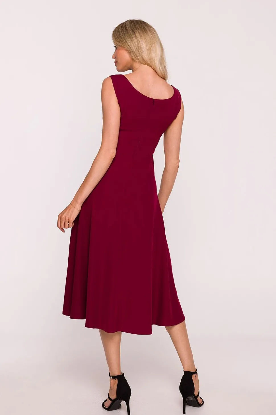 Robe évasée bordeaux midi sans manches