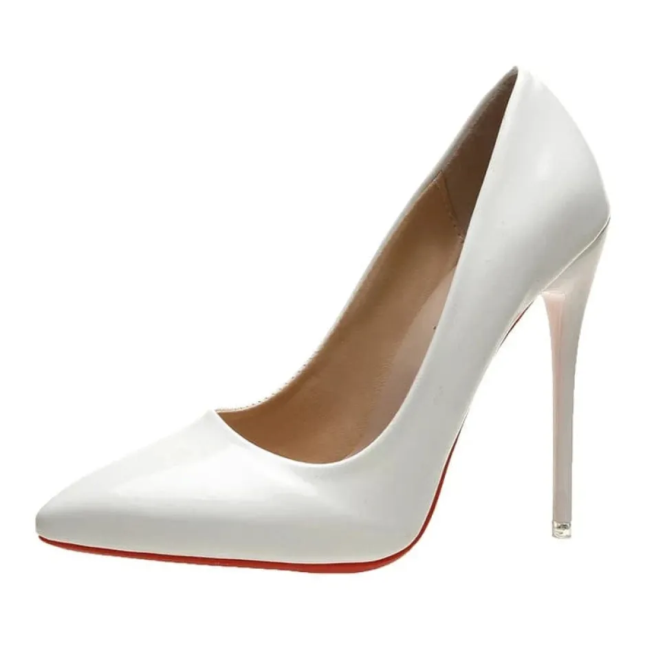 Talons aiguilles blancs